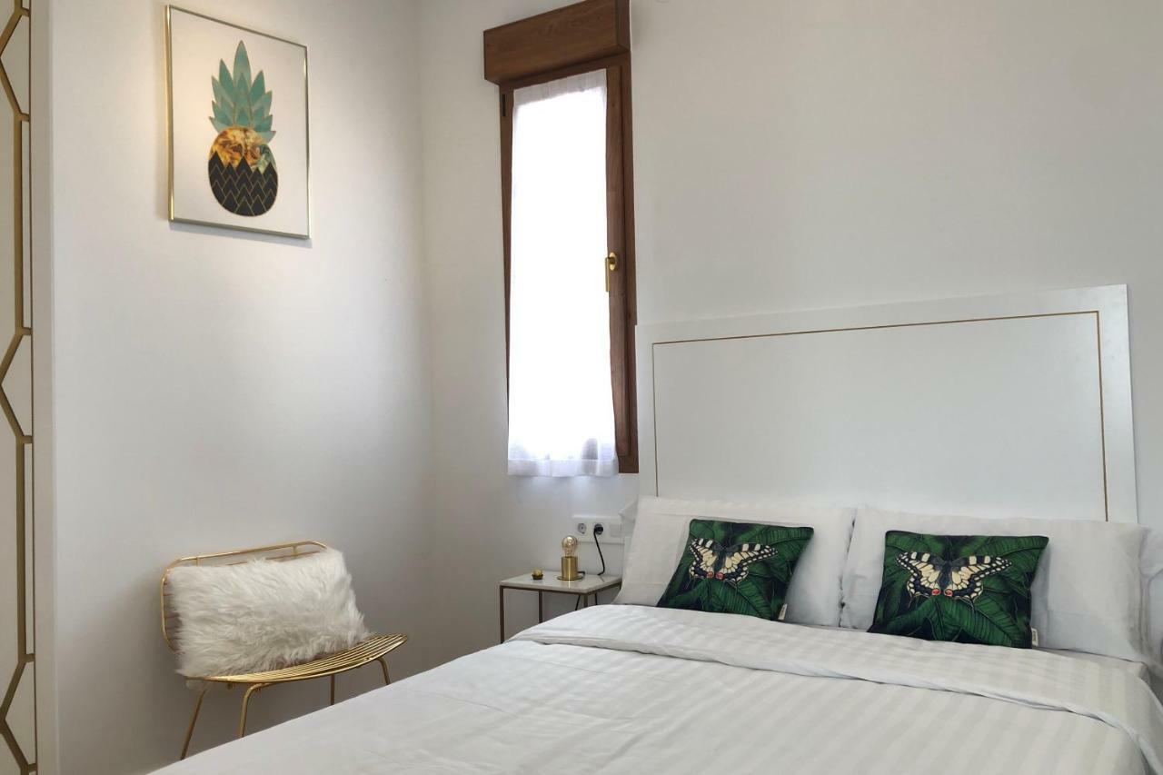 Suites Casa Luben León Exteriér fotografie