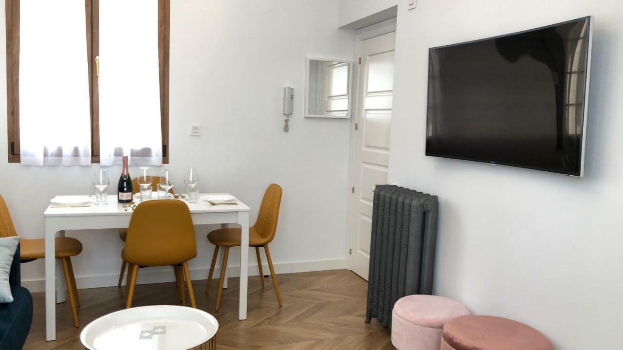 Suites Casa Luben León Exteriér fotografie